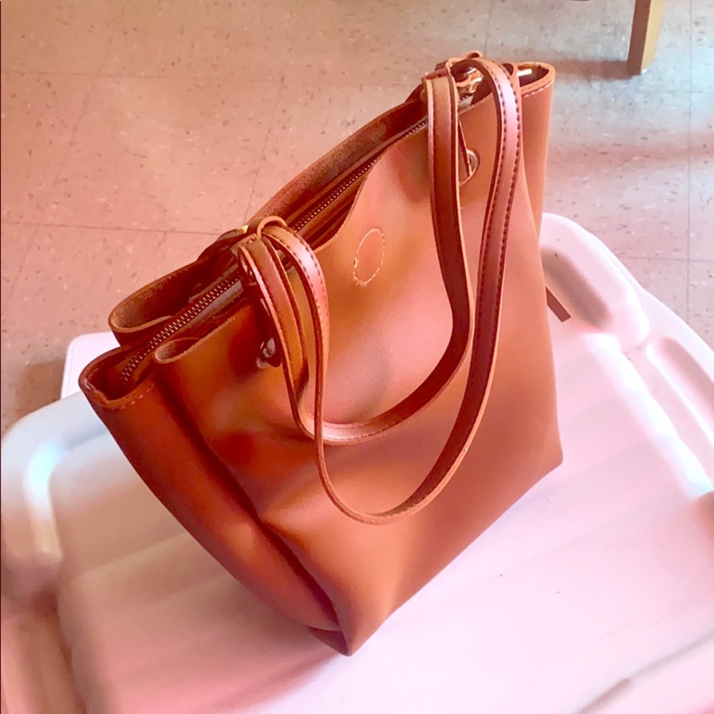 Brown leather pattern shoulder bag